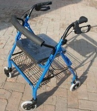 老年购物车助行器 保健器具配件中的安全出行与便捷购物解决方案